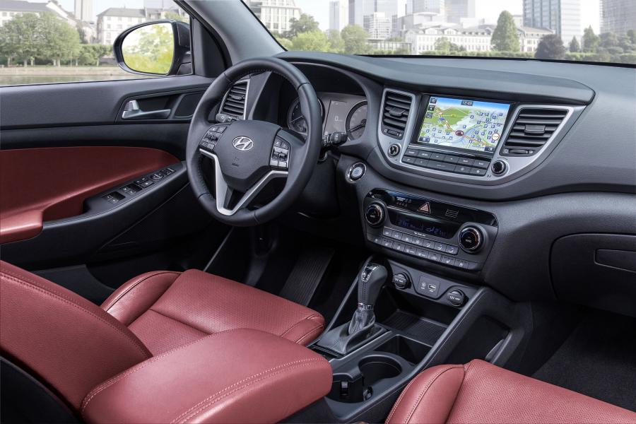  Hyundai Tucson 2015 года  (фото 15 из 27)